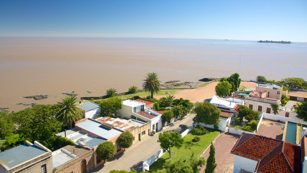 75587-Colonia-Del-Sacramento-Lighthouse